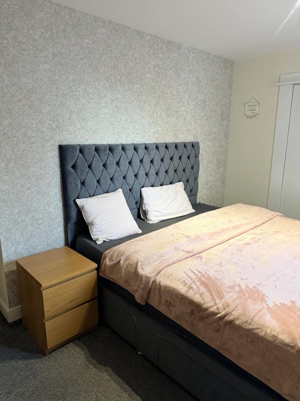 Room Ferry Gait Drive in City of Edinburgh