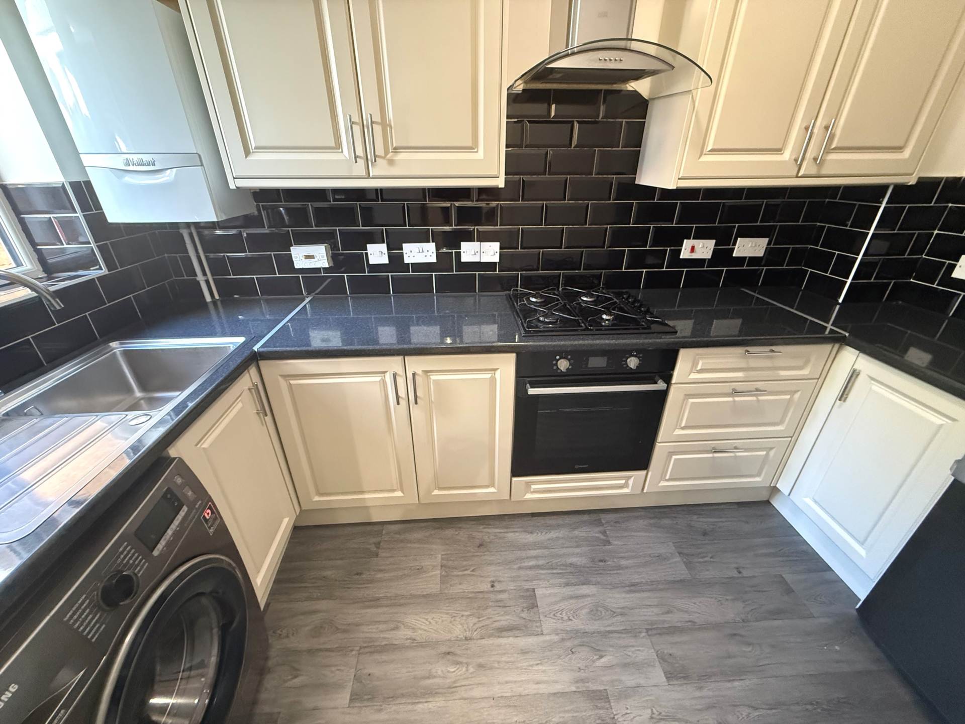 House Dabbling Close in Greater London