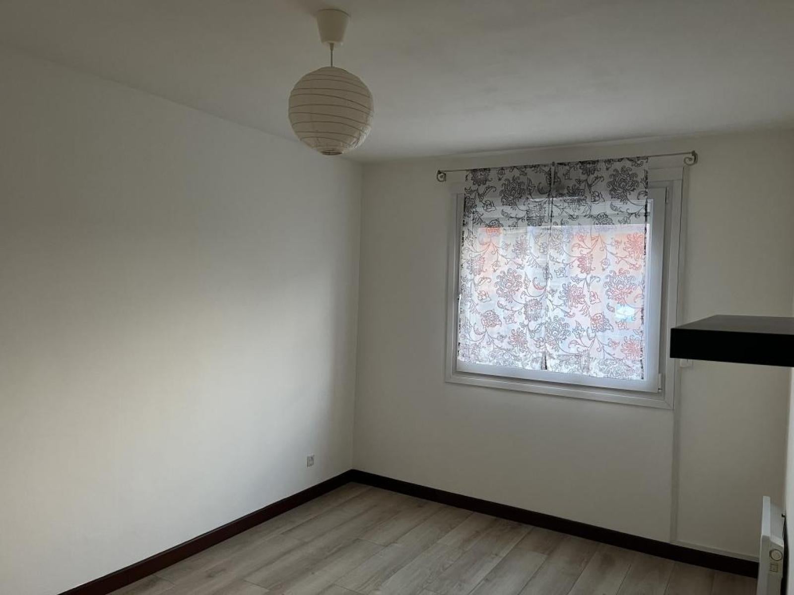 Appartement Rue du Faubourg de Roubaix à Lille