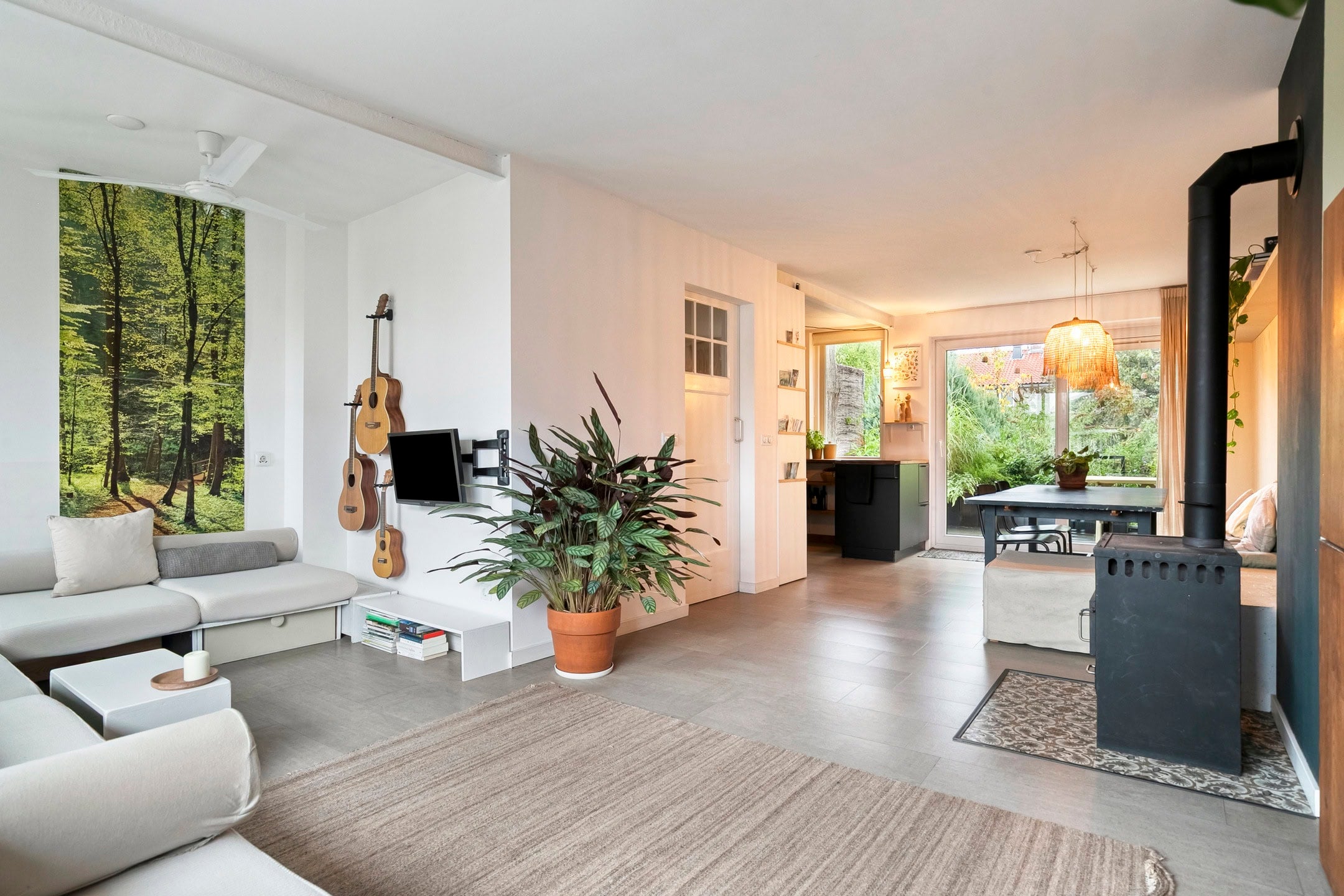 Tussenwoning te koop: Heezerweg 115, Eindhoven