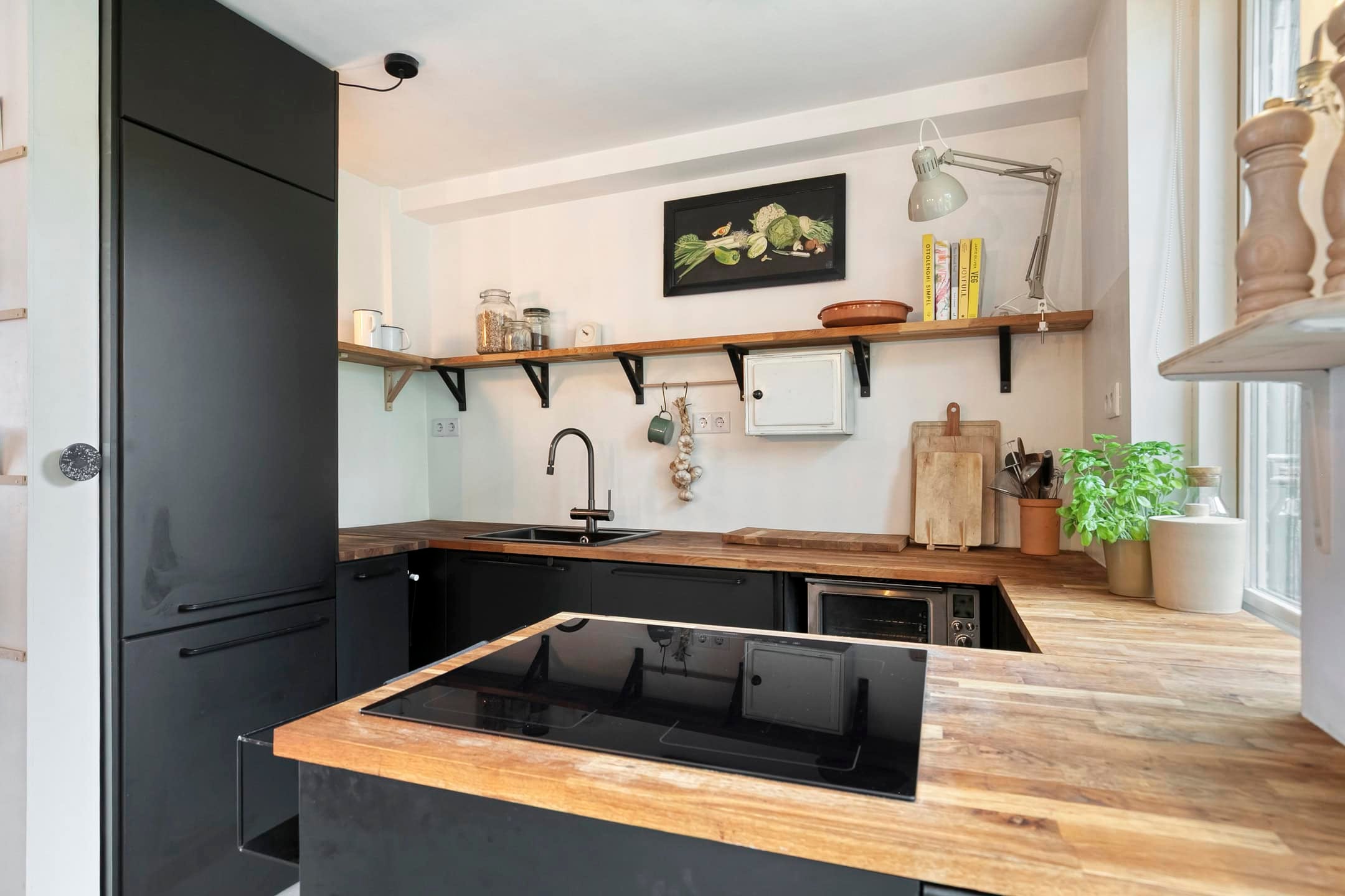 Tussenwoning te koop: Heezerweg 115, Eindhoven