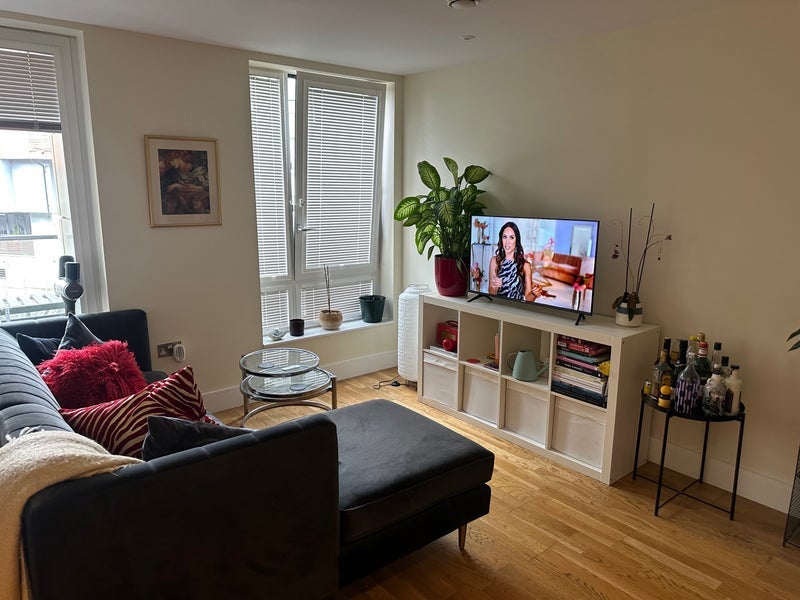Room St. Anne Street in Greater London