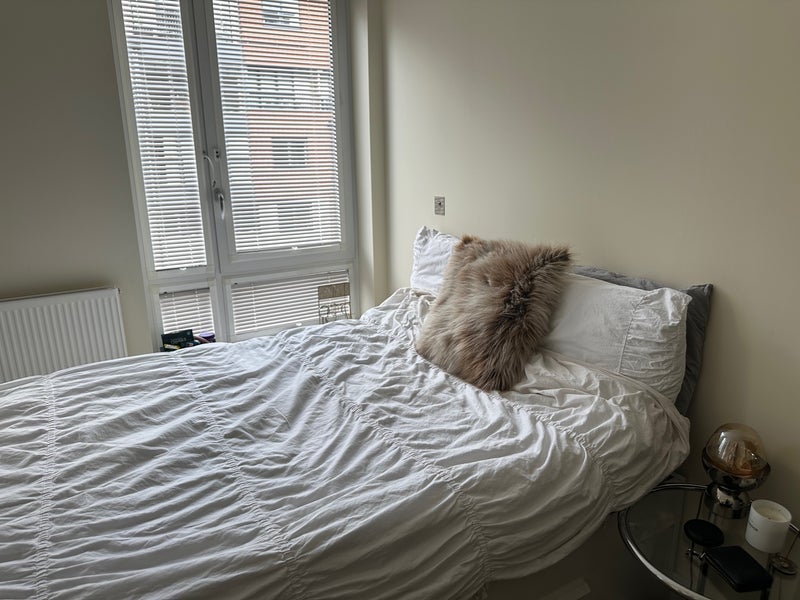 Room St. Anne Street in Greater London