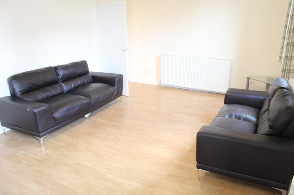 Flat Maberly Street in Aberdeen