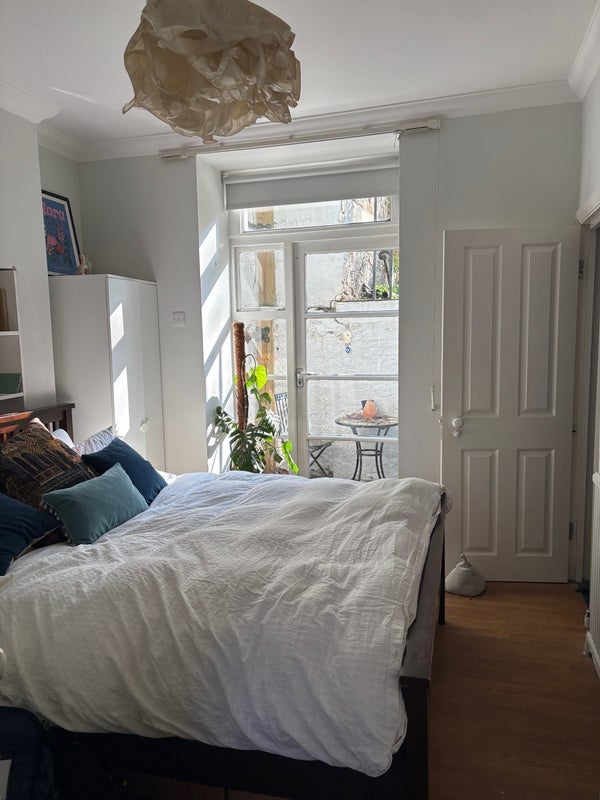Flat Myddelton Square in Greater London