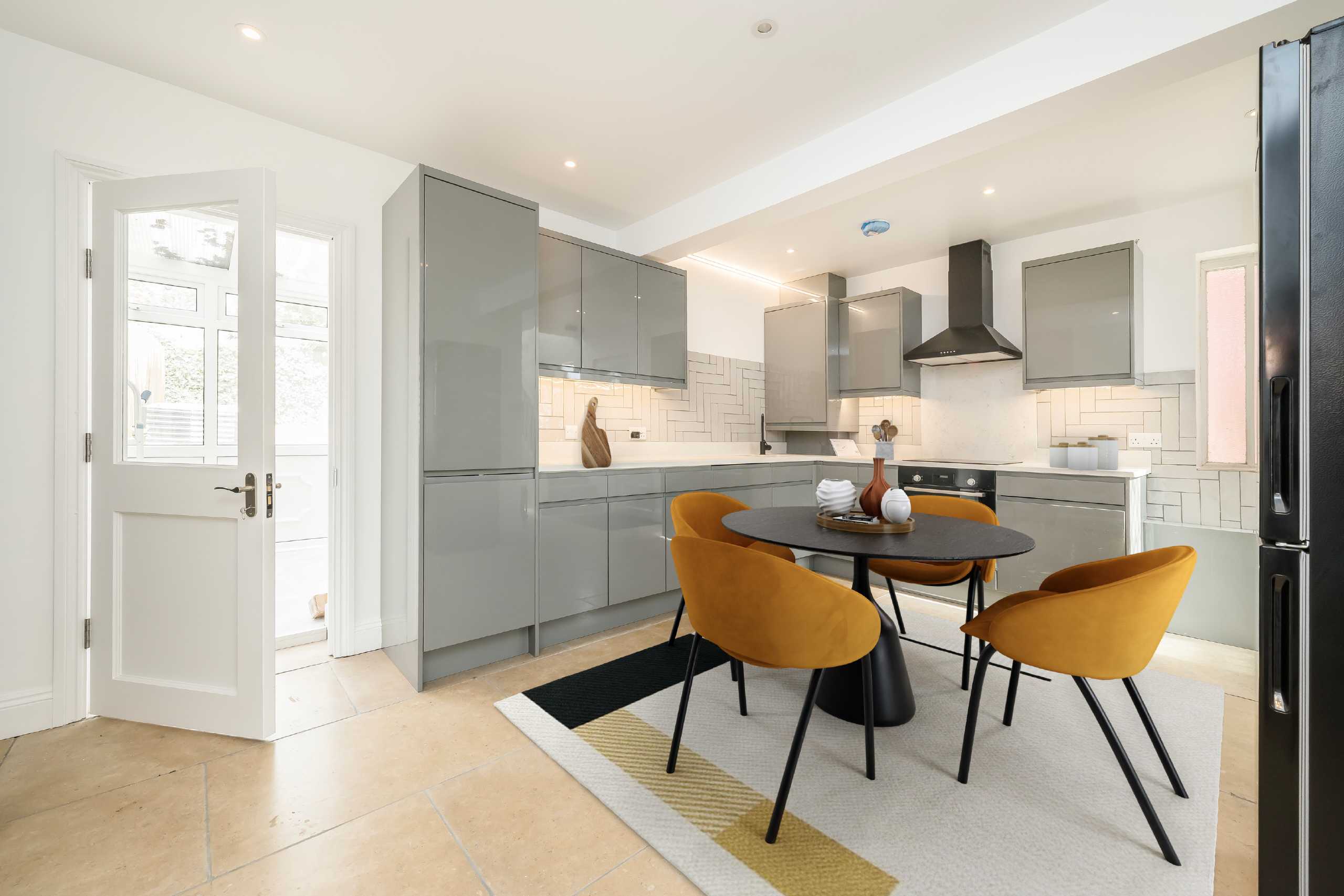 House Carlyon Road in Greater London