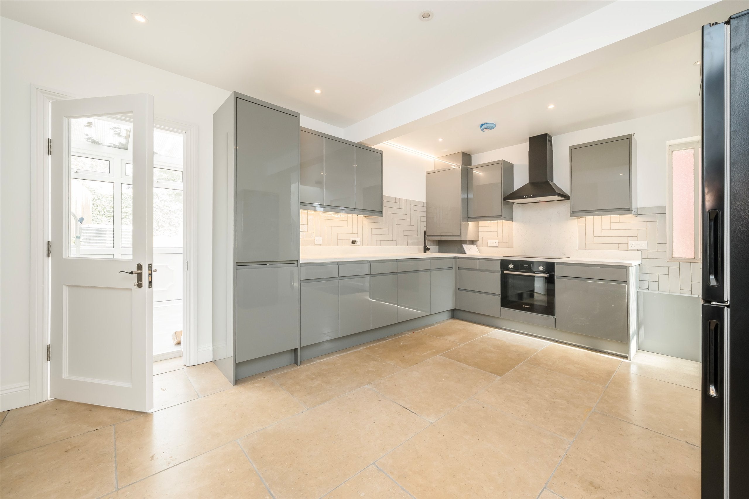House Carlyon Road in Greater London