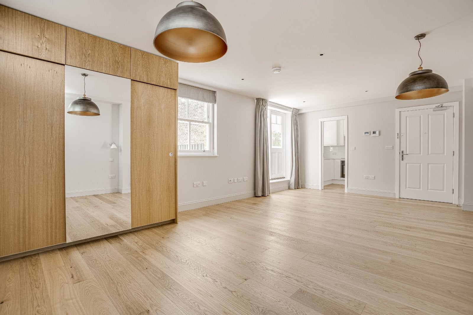 Flat Wandsworth Road in Greater London