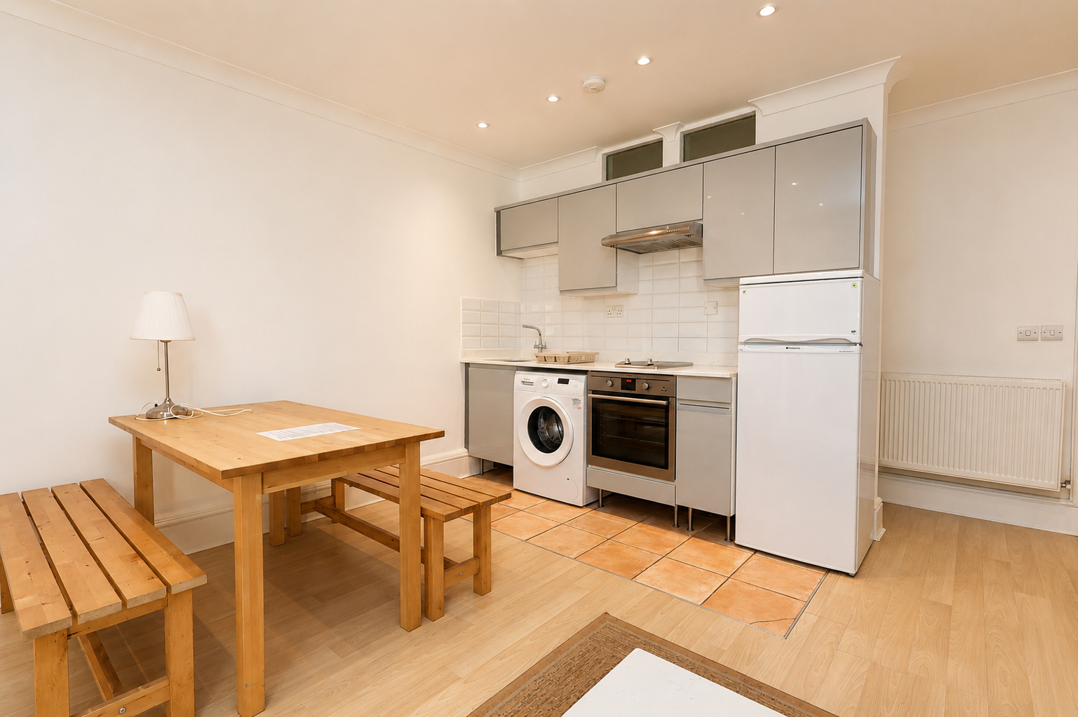 Flat Swinton Street in Greater London