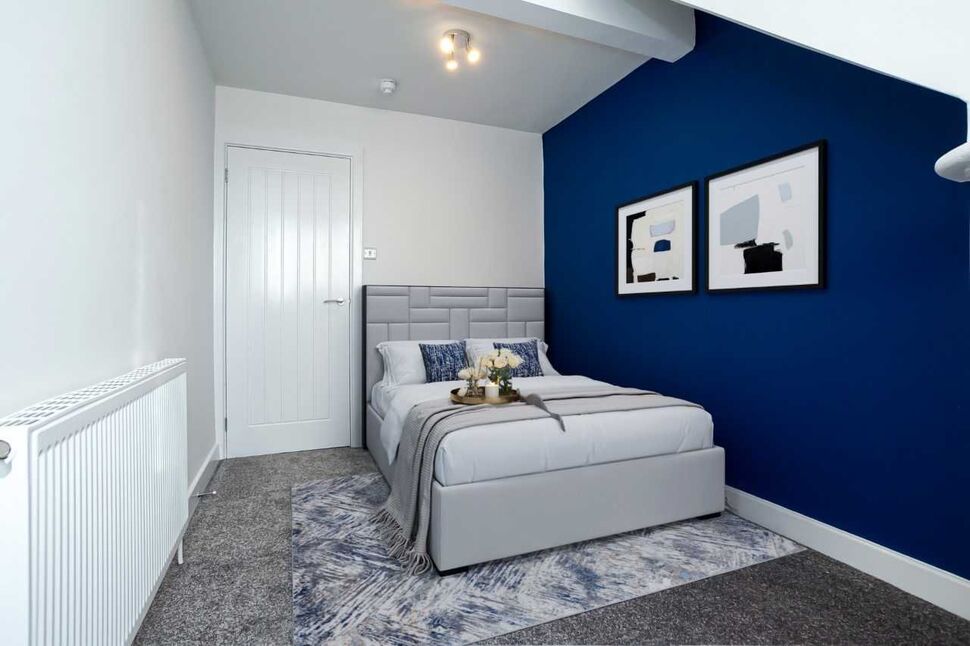 Flat Grosvenor Road in Newcastle-under-Lyme