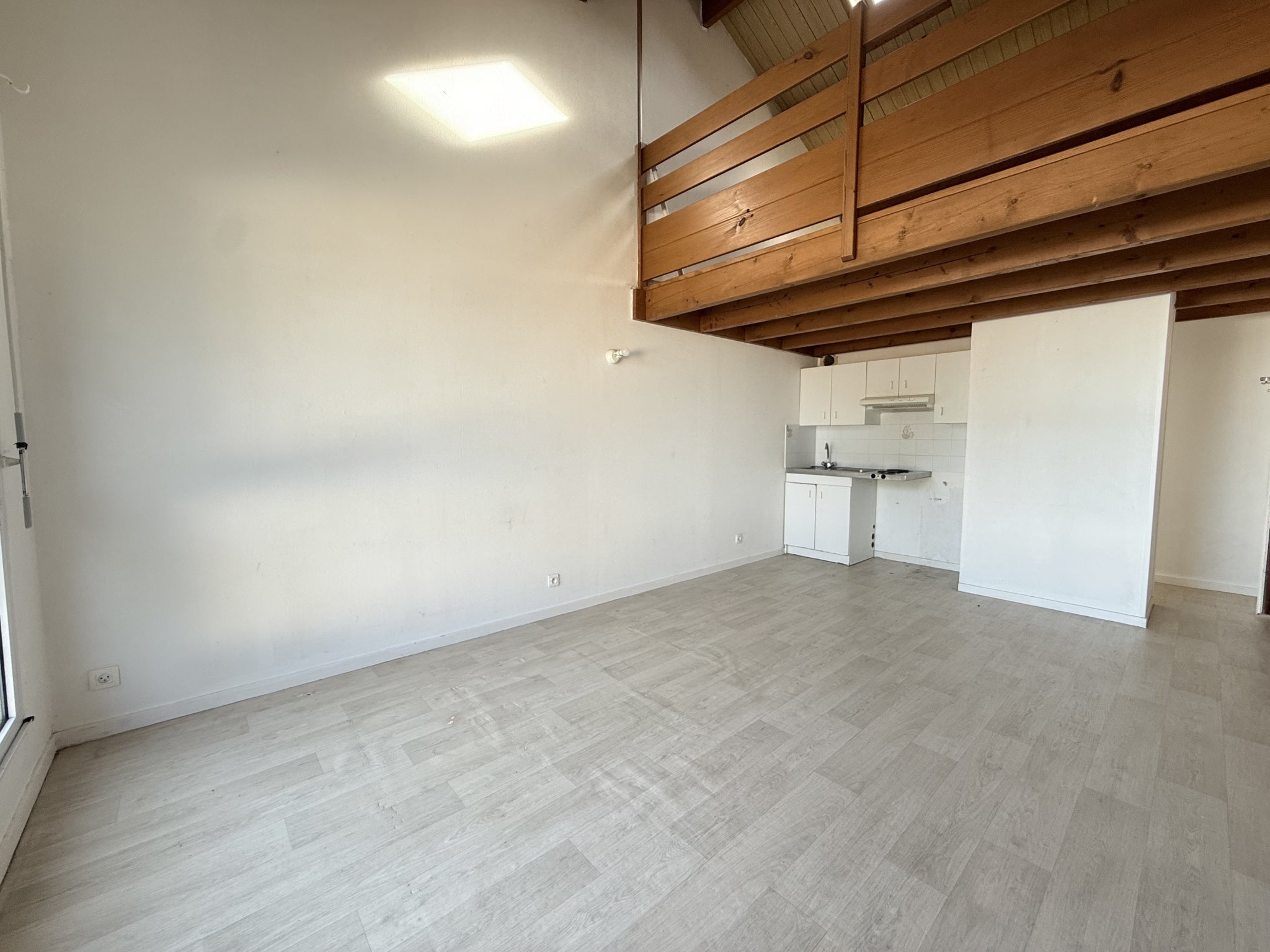 Flat Rue Fernand Montlahuc in La Roche-sur-Yon