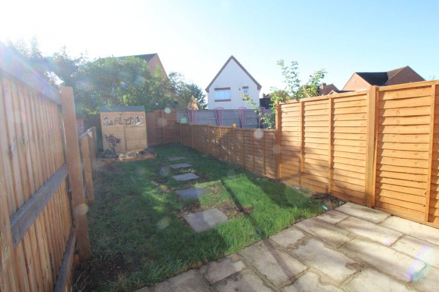 House Rutland Close in Melksham