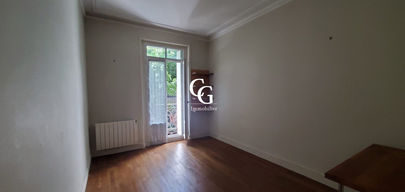 Flat Rue Président Desmars in Nantes