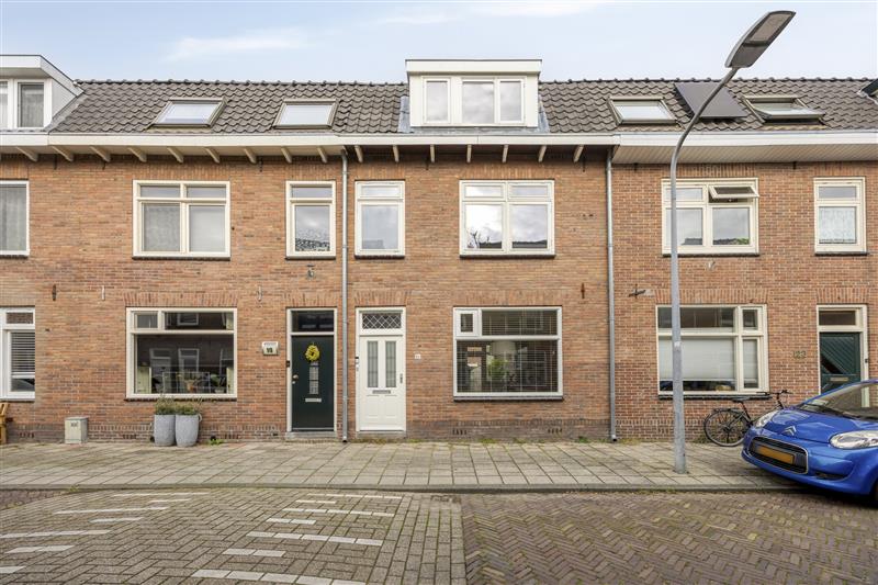 Huis Kedoestraat 21 in Haarlem