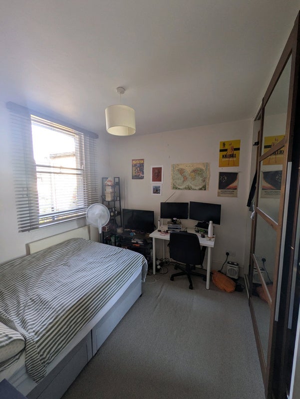 Room Kimberley Road in Greater London