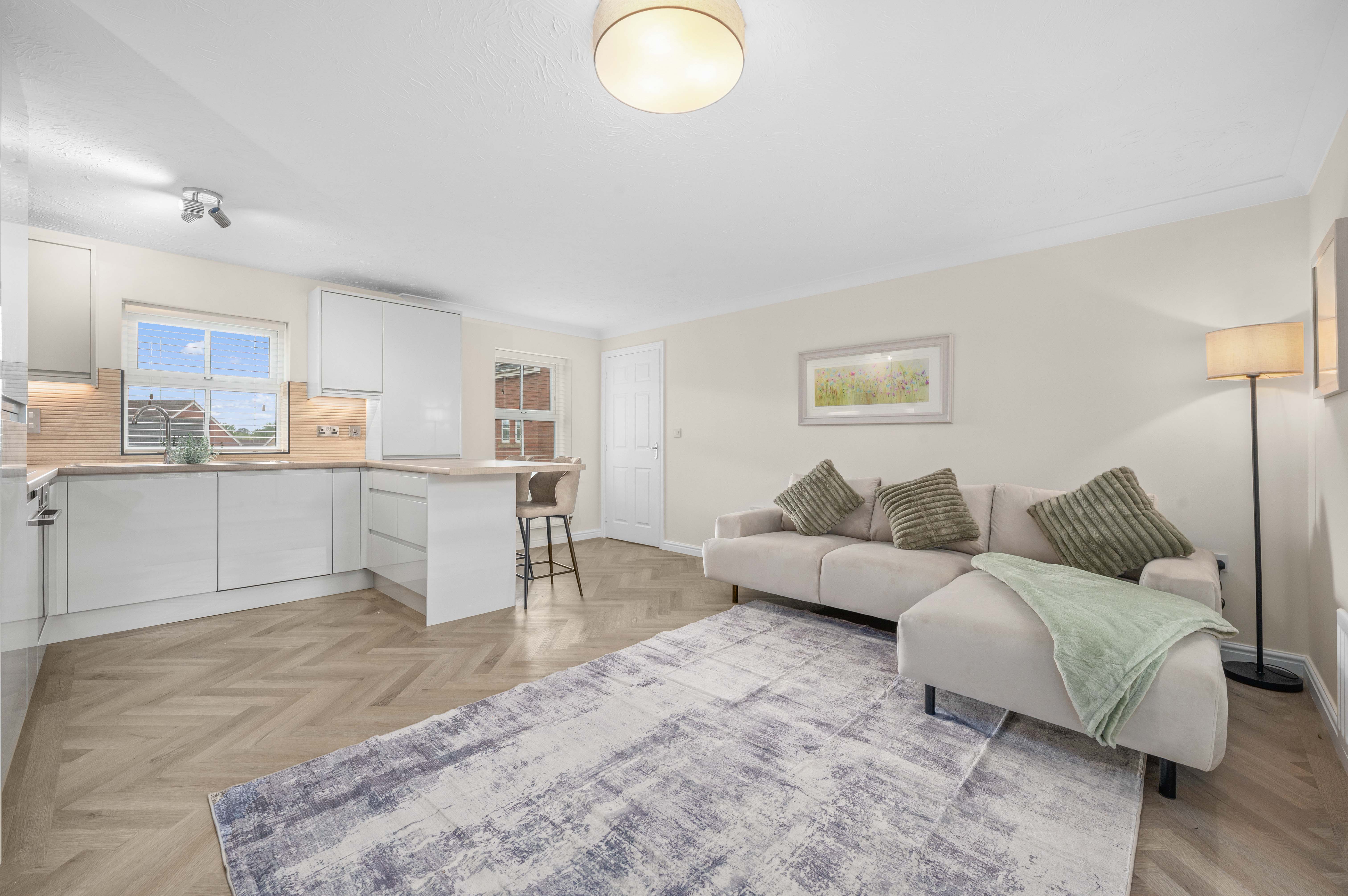 Flat Ascote Lane in Metropolitan Borough of Solihull