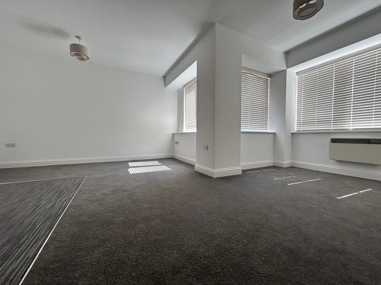 Flat Farnsby Street in Swindon
