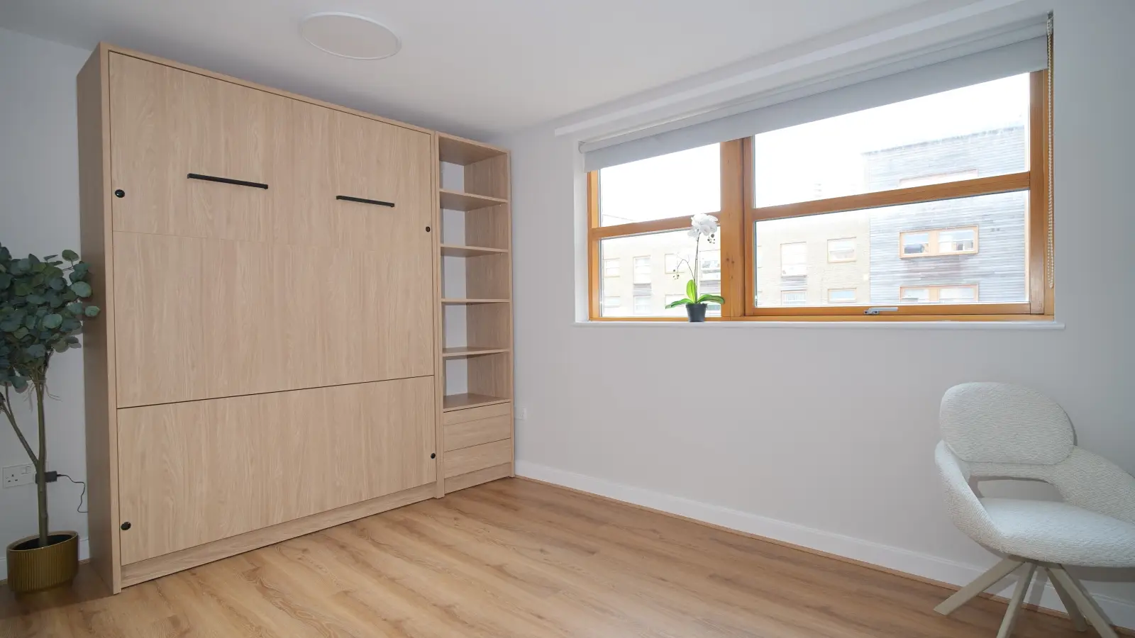 Room Approach Road in Greater London