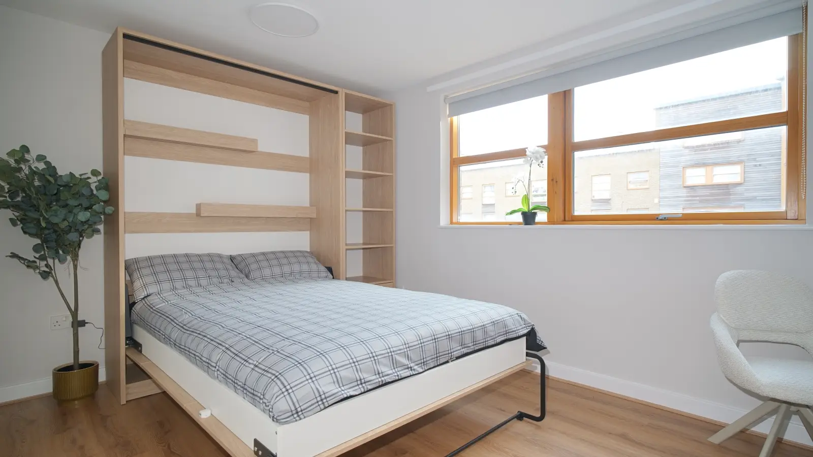 Room Approach Road in Greater London
