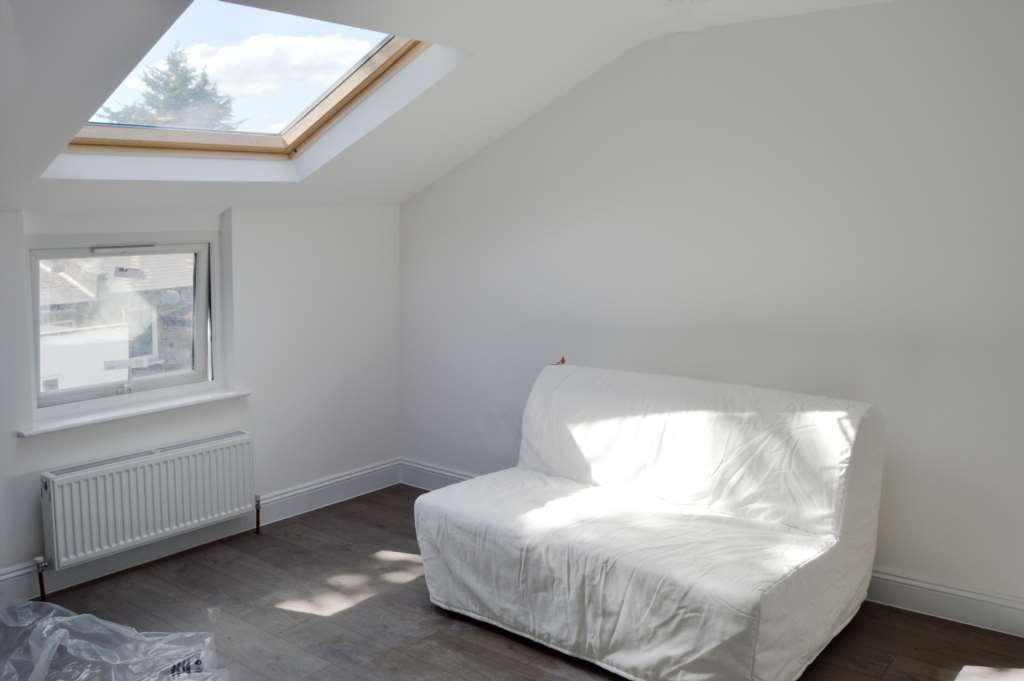 Flat Kirchen Road in Greater London