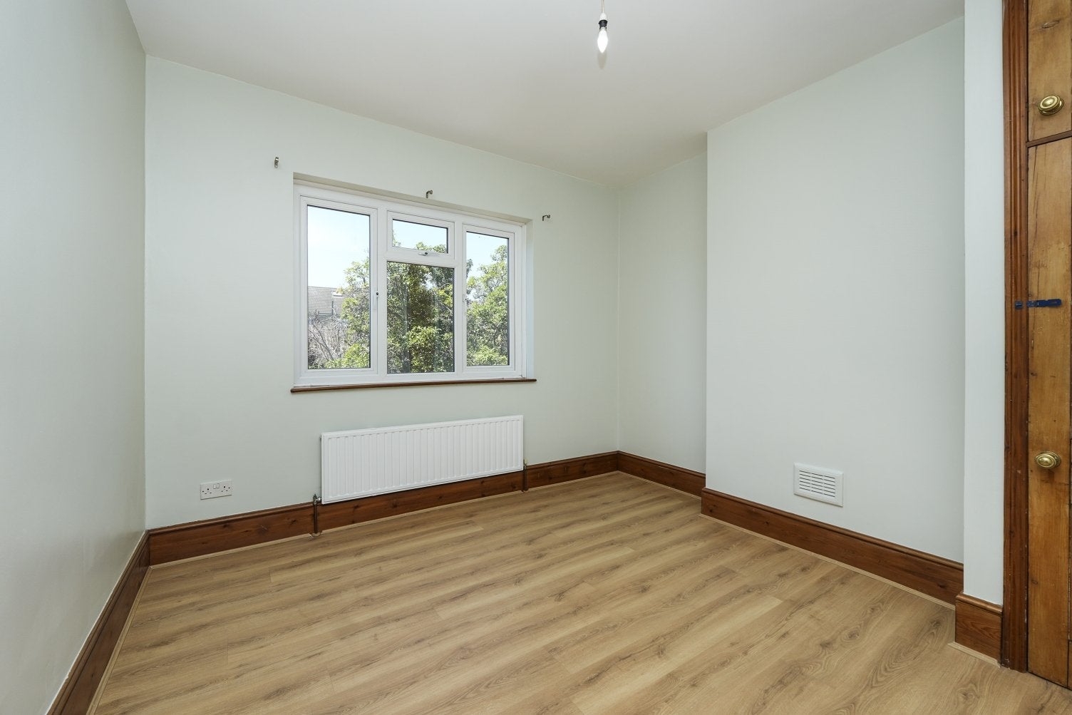 House Broadfield Road in Greater London