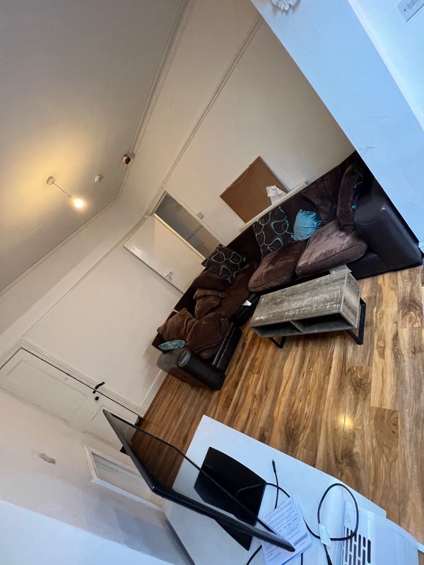 Room Stapleton Road in Bristol