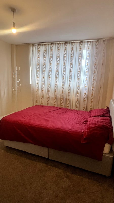 Room Brewery Road in Greater London