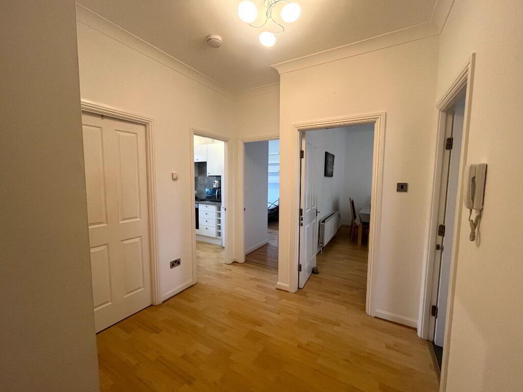 Flat New Mart Road in City of Edinburgh