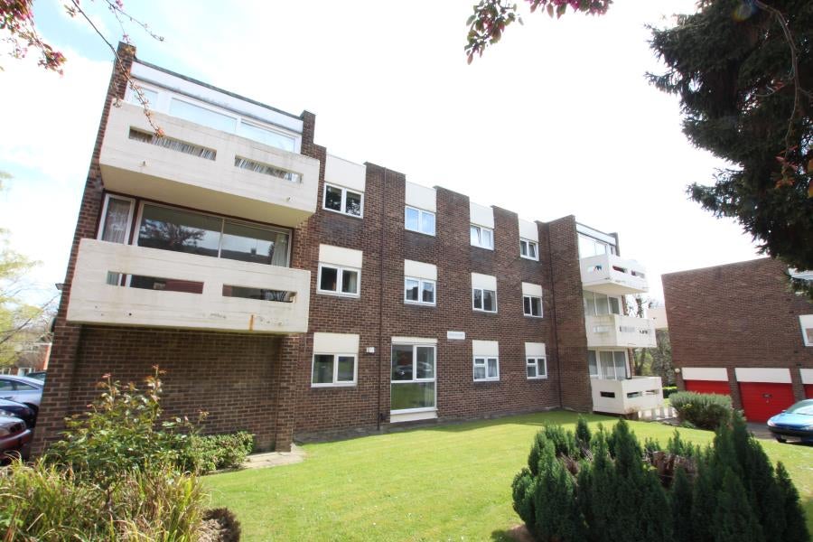 Flat Park Road in Woking