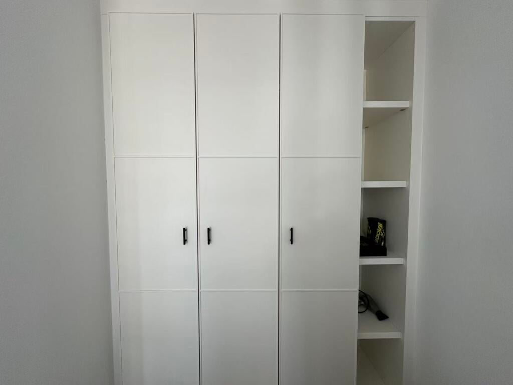 Flat Dagenham Road in Greater London
