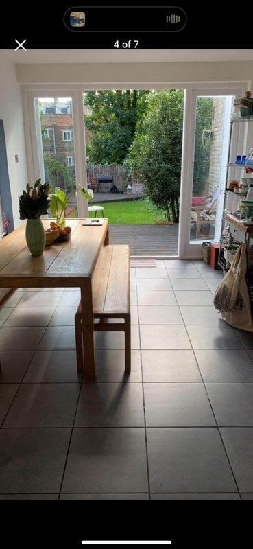 Room Fairbridge Road in Greater London