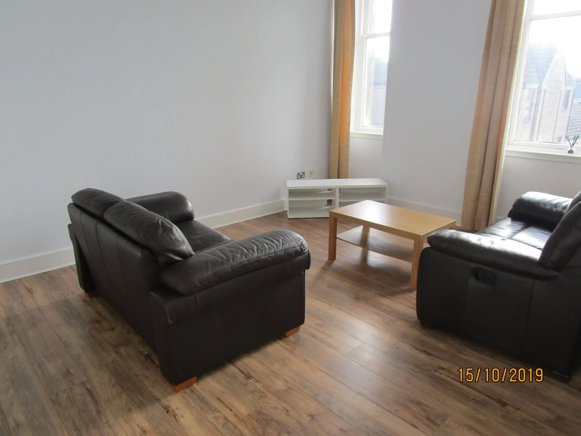 Flat Ingram Street in Glasgow