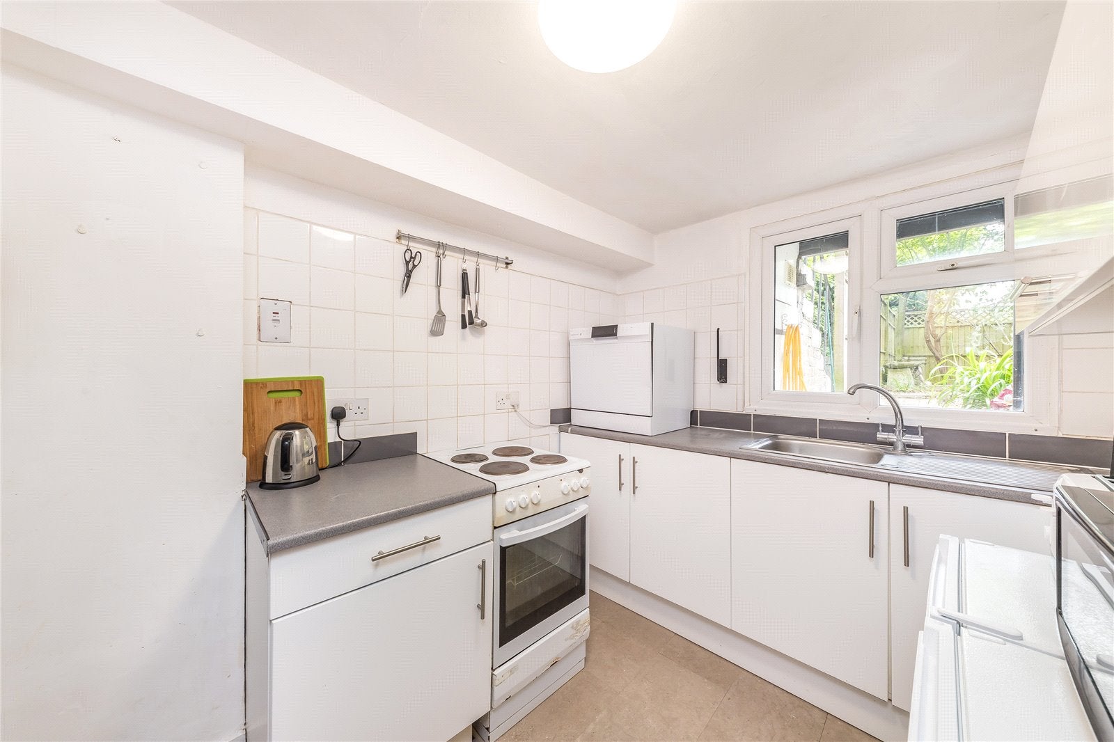 Flat Thorne Road in Greater London