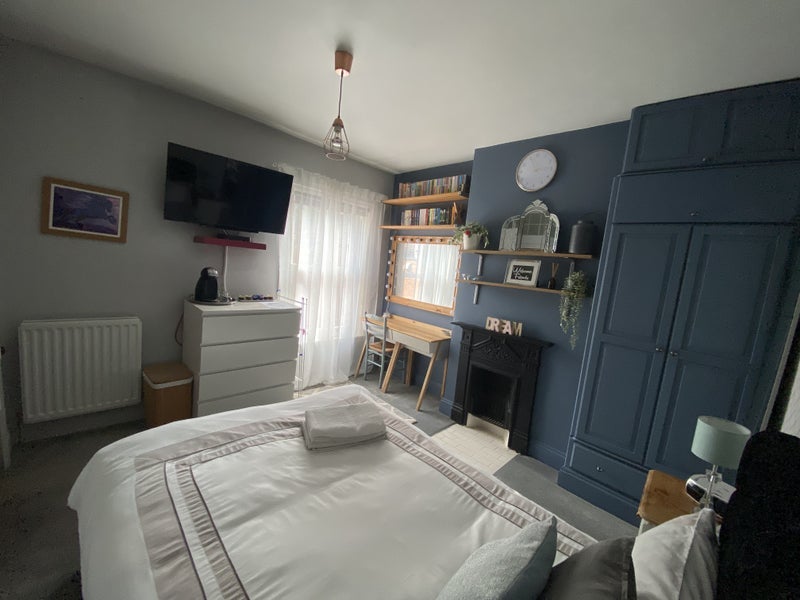 Room Kings Road in Birmingham