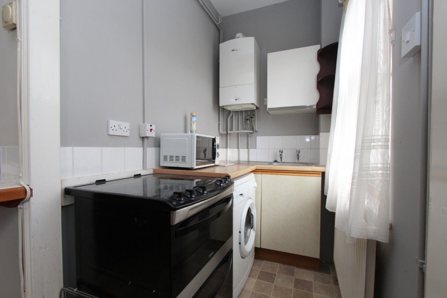 Flat Lower Gungate in Tamworth