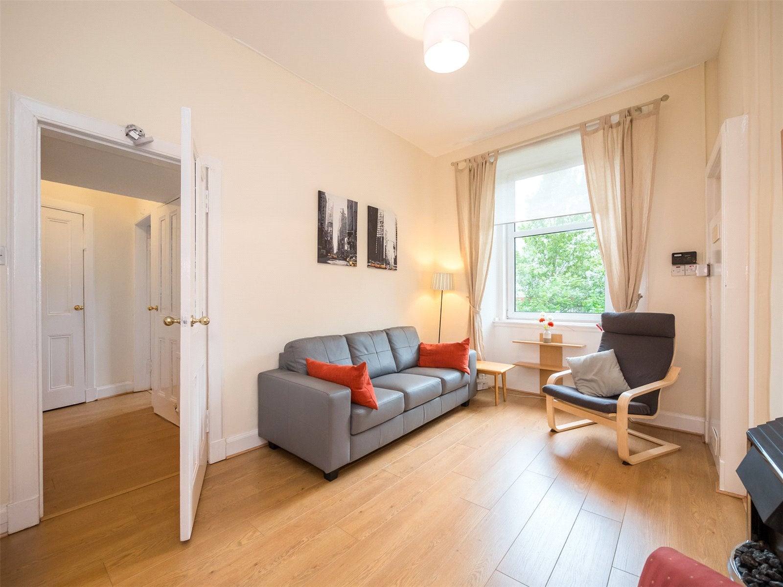 Flat Gorgie Road in City of Edinburgh