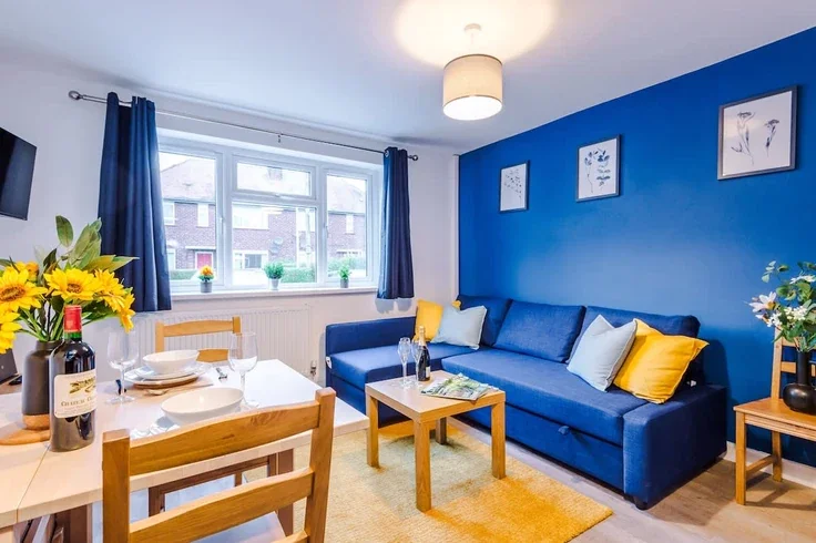 Flat Barthomley Crescent in Crewe