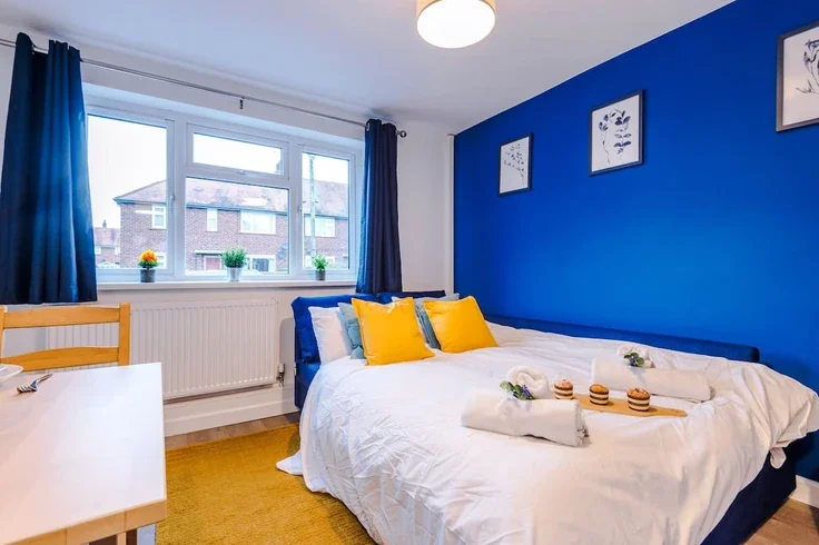 Flat Barthomley Crescent in Crewe