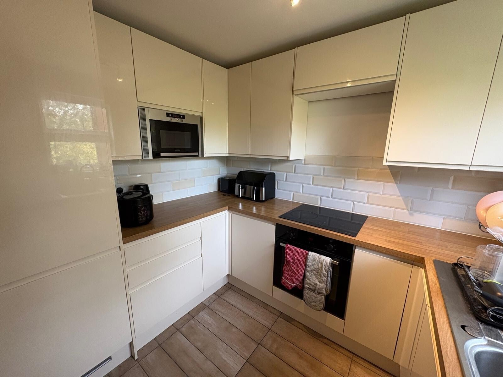 Flat Alma Court in Bristol