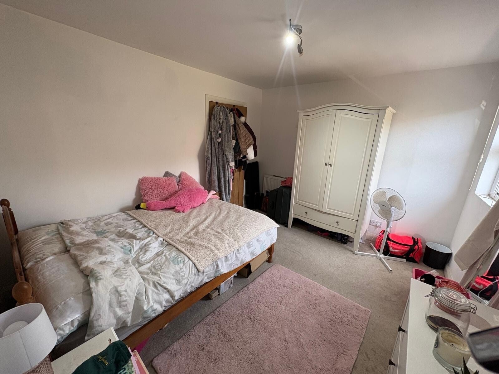 Flat Alma Court in Bristol