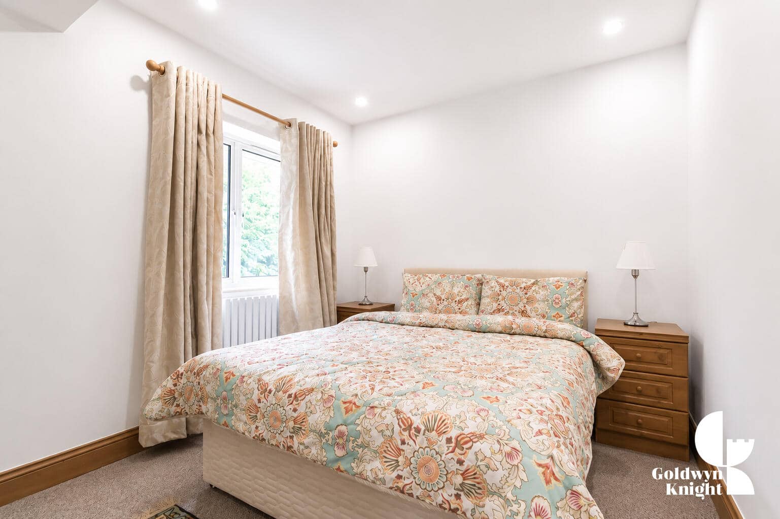Flat Abbey Gardens in City of Westminster