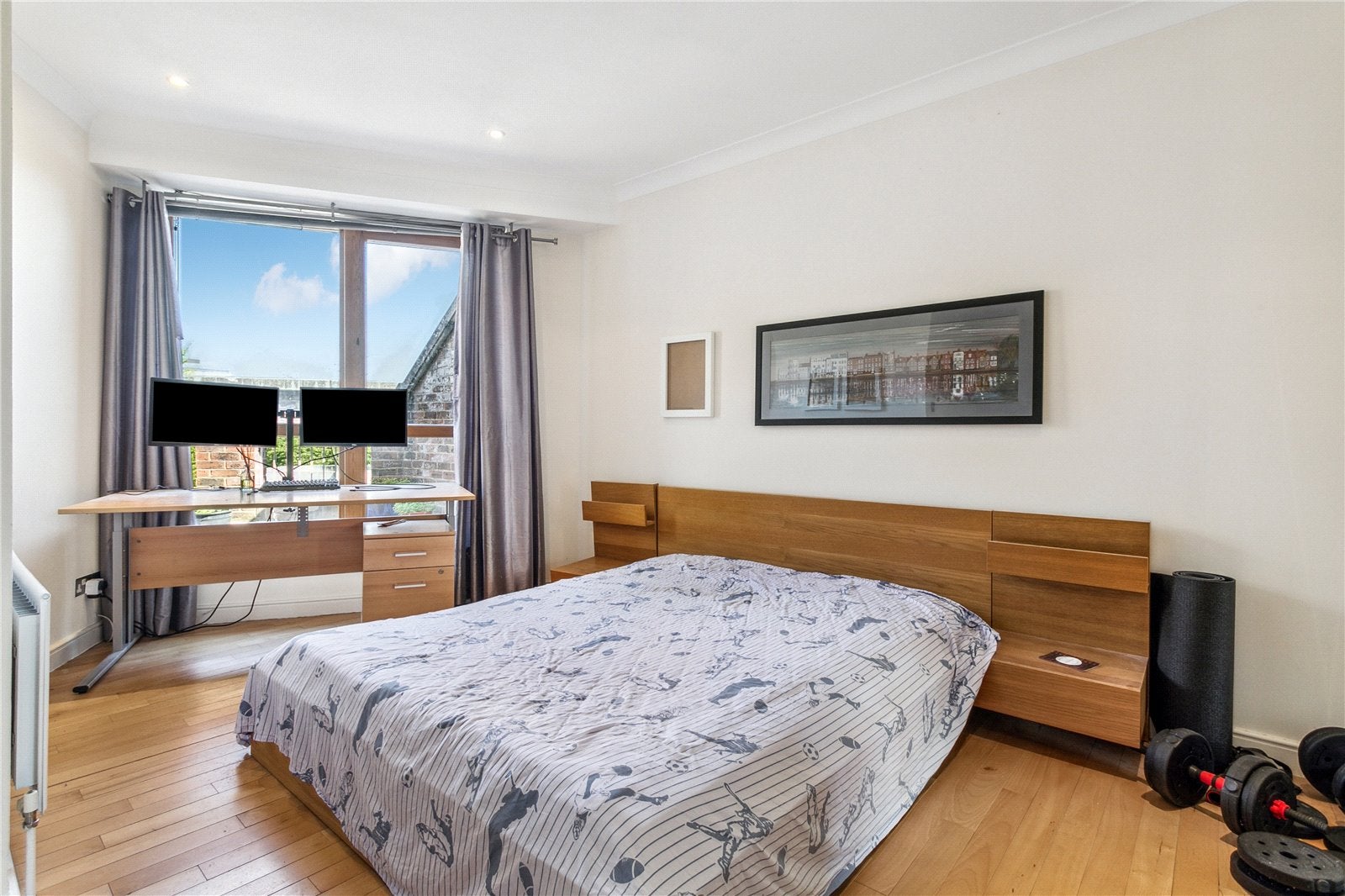 Flat King Henry's Reach in Greater London