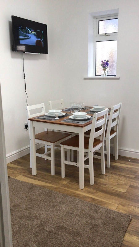 Room Fane Way in Maidenhead