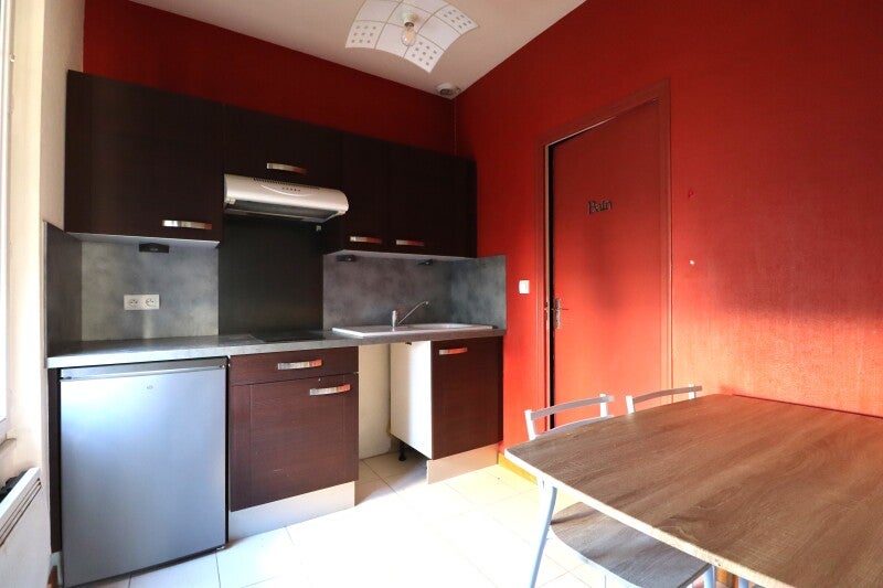 Room Rue de Chaillouet in Troyes