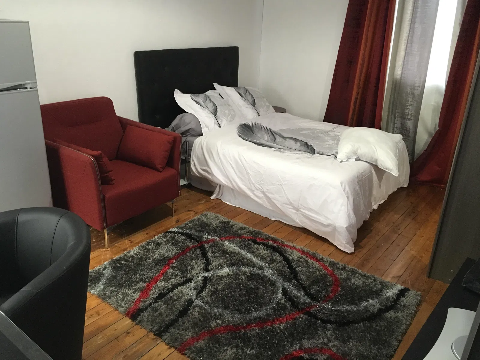 Room Rue de Paris in Lens
