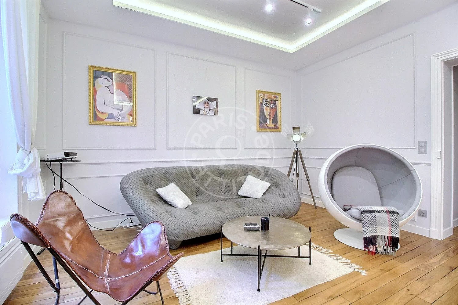 Appartement Place de Breteuil à Paris