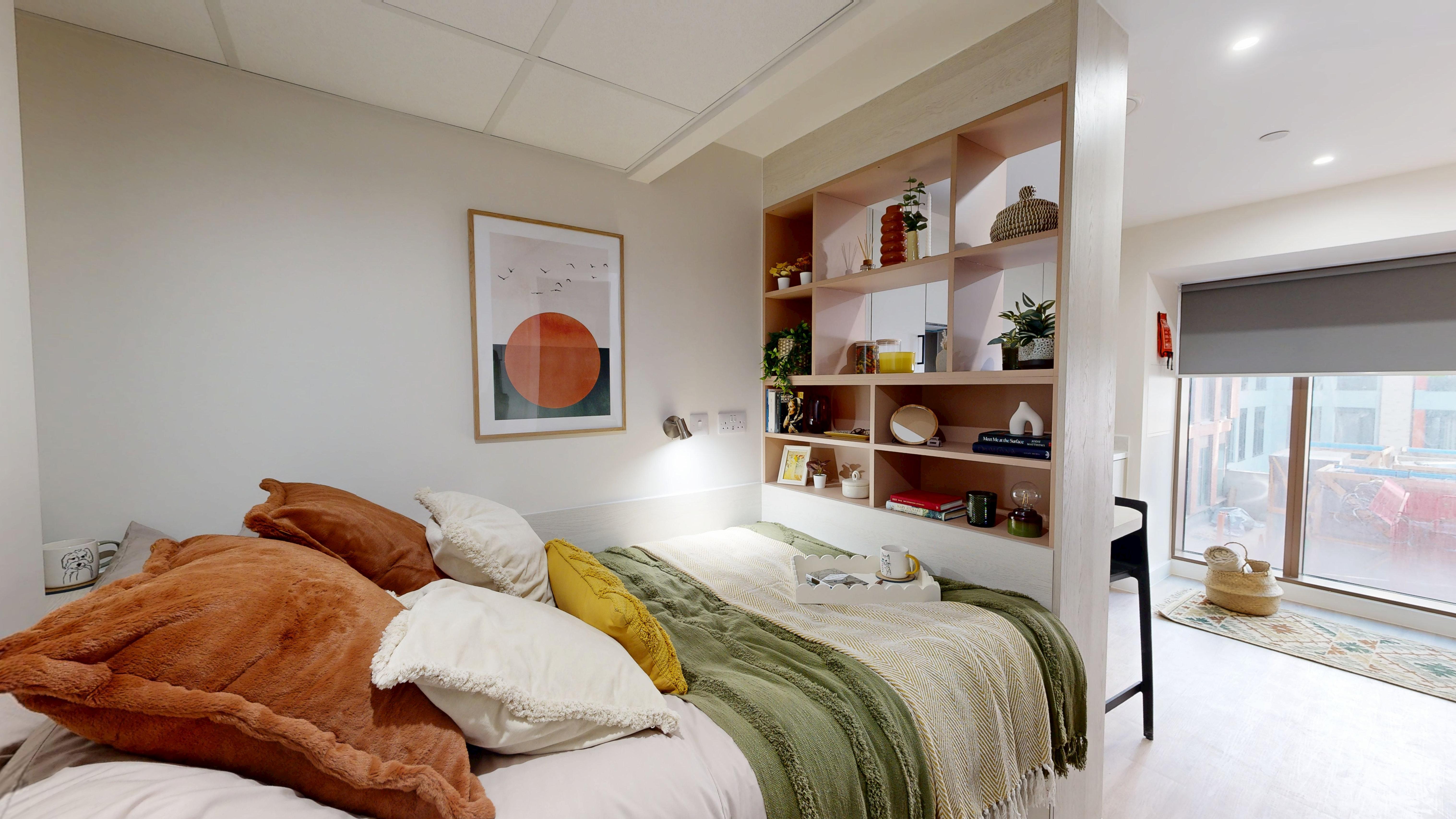 Room Lancaster Street in Birmingham