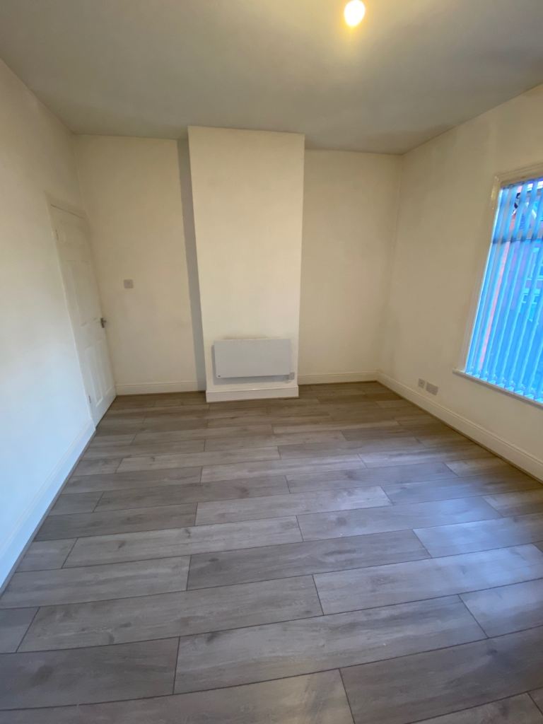 Flat Swan Lane in Coventry