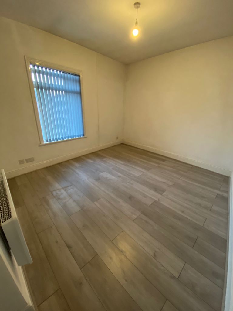 Flat Swan Lane in Coventry