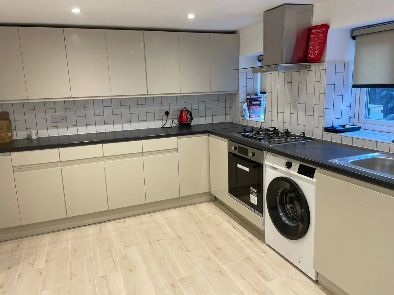 Room Myrdle Street in Greater London